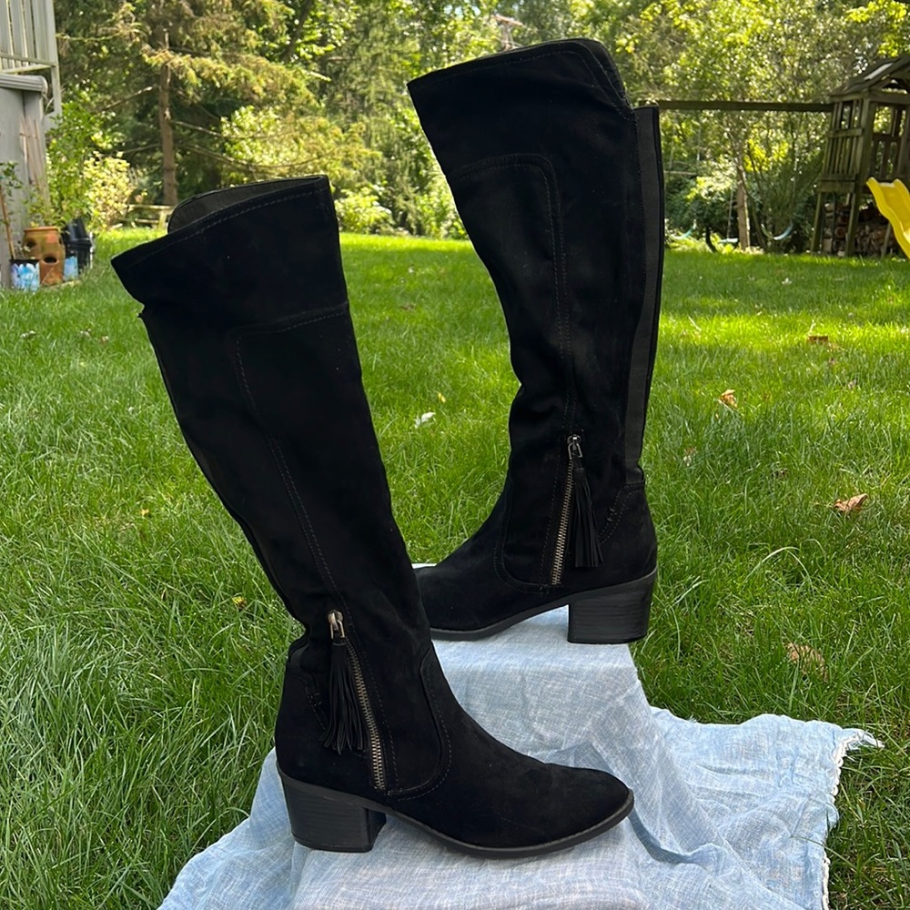 Indigo Rd tall faux suede black boots size 8.5